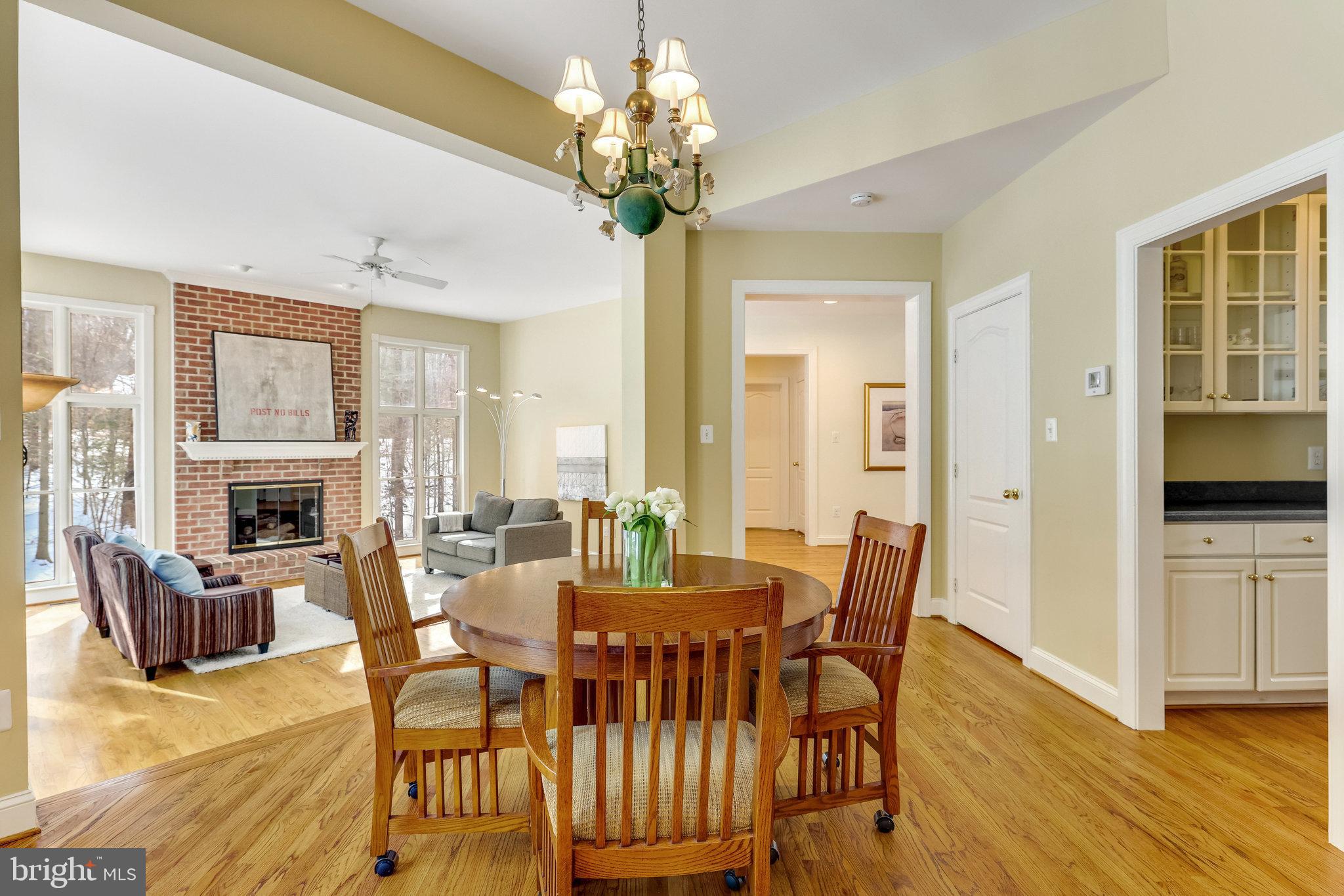 RIVERBEND KNOLLS - Residential