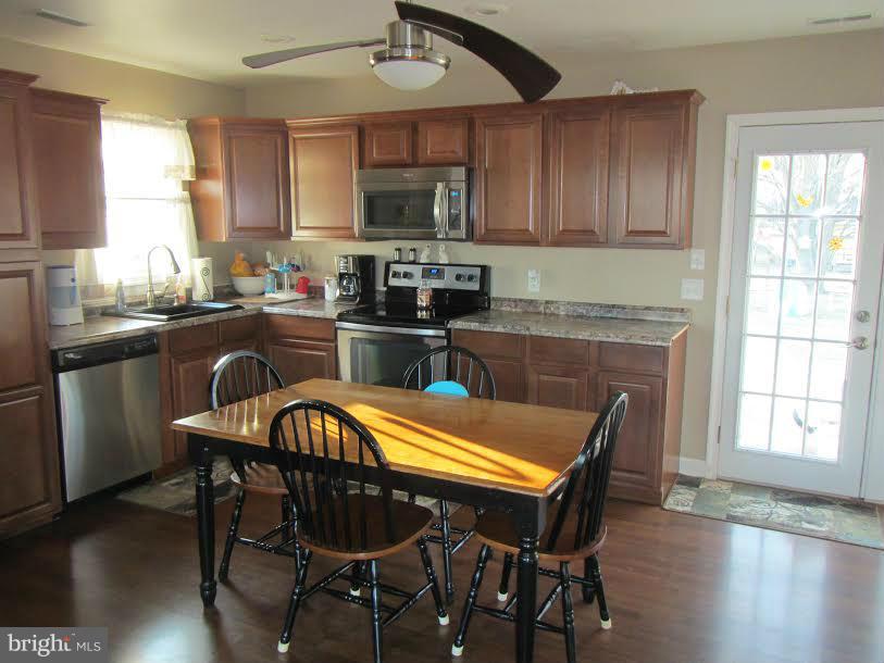 CHESTER HARBOR - Residential