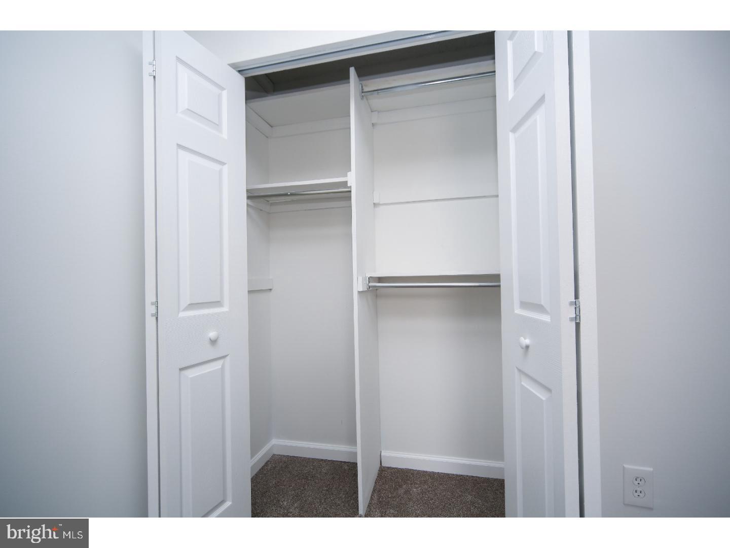 PLYMOUTH HILLS - Residential Lease