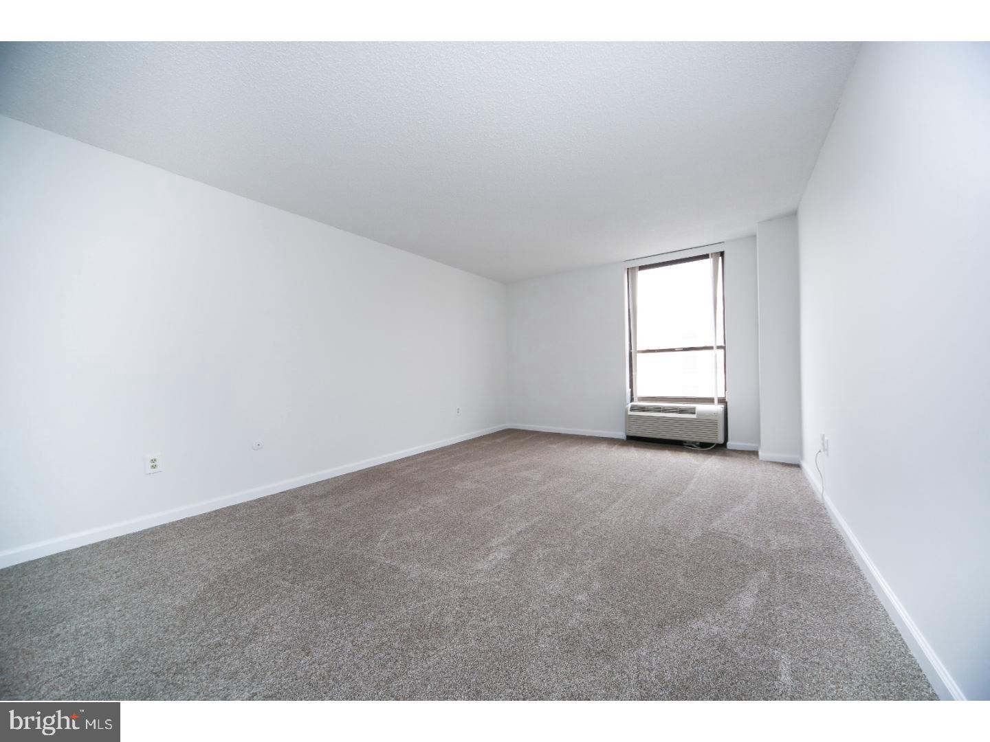 PLYMOUTH HILLS - Residential Lease