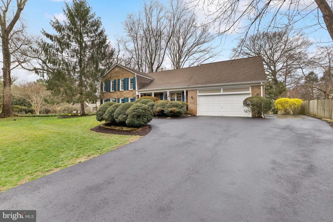 2698 LINDA MARIE DRIVE