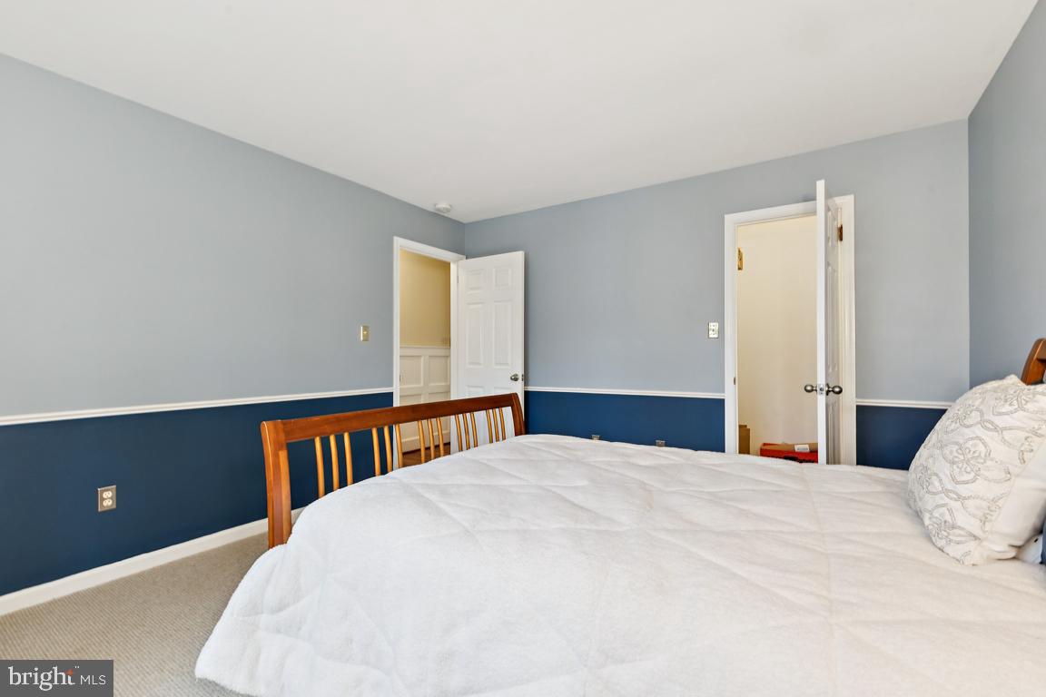 CLARKES LANDING - Residential