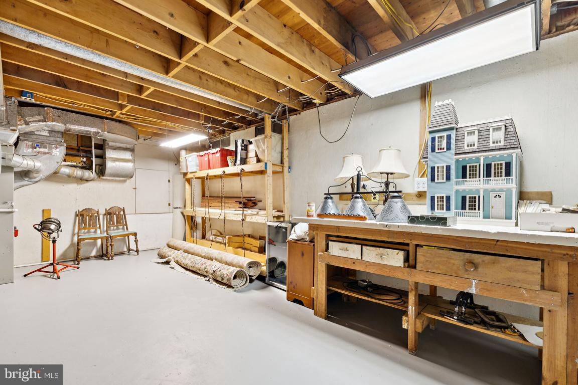 CLARKES LANDING - Residential