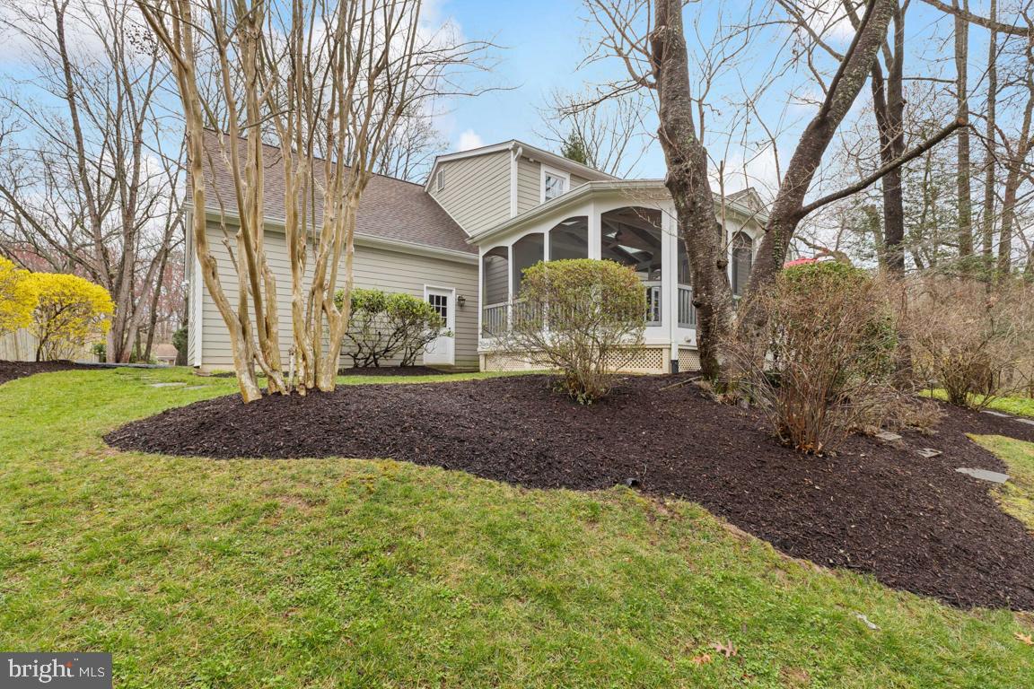 CLARKES LANDING - Residential