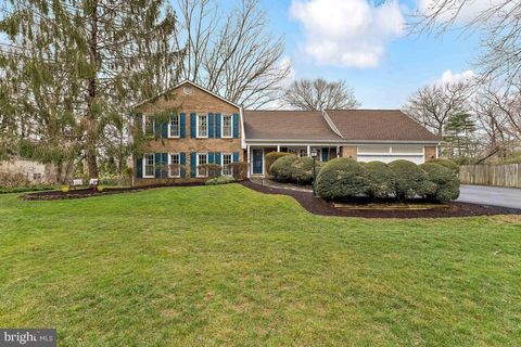 2698 LINDA MARIE DRIVE OAKTON VA 22124