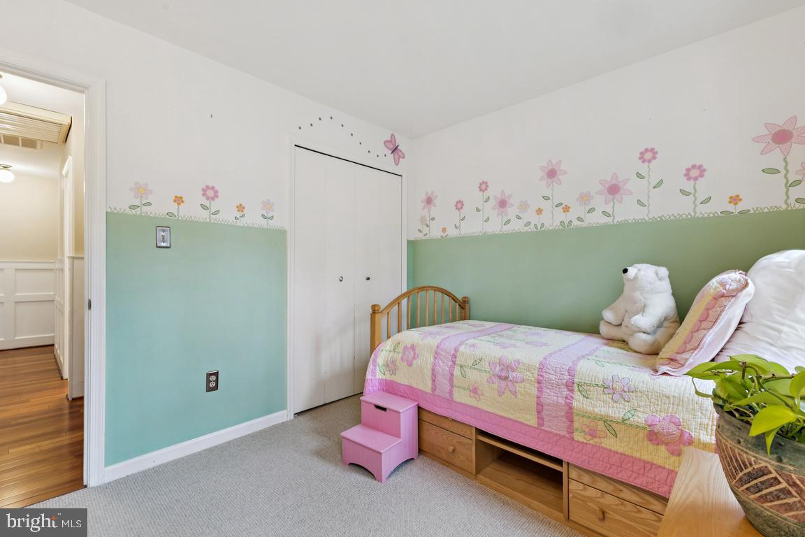 CLARKES LANDING - Residential