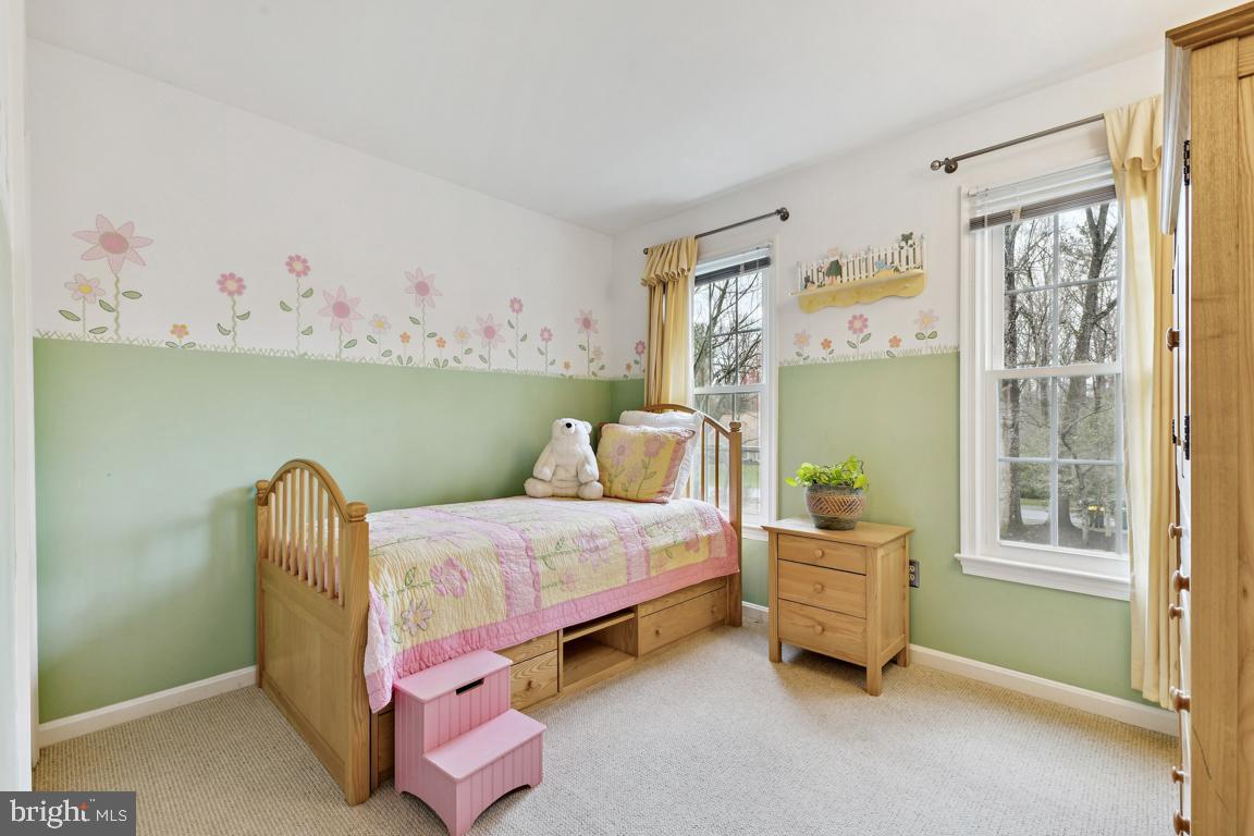 CLARKES LANDING - Residential