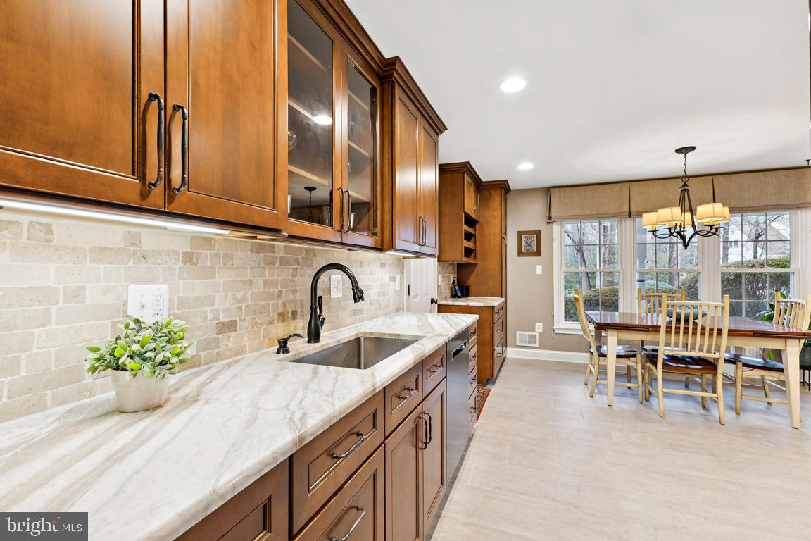 2698 LINDA MARIE DRIVE