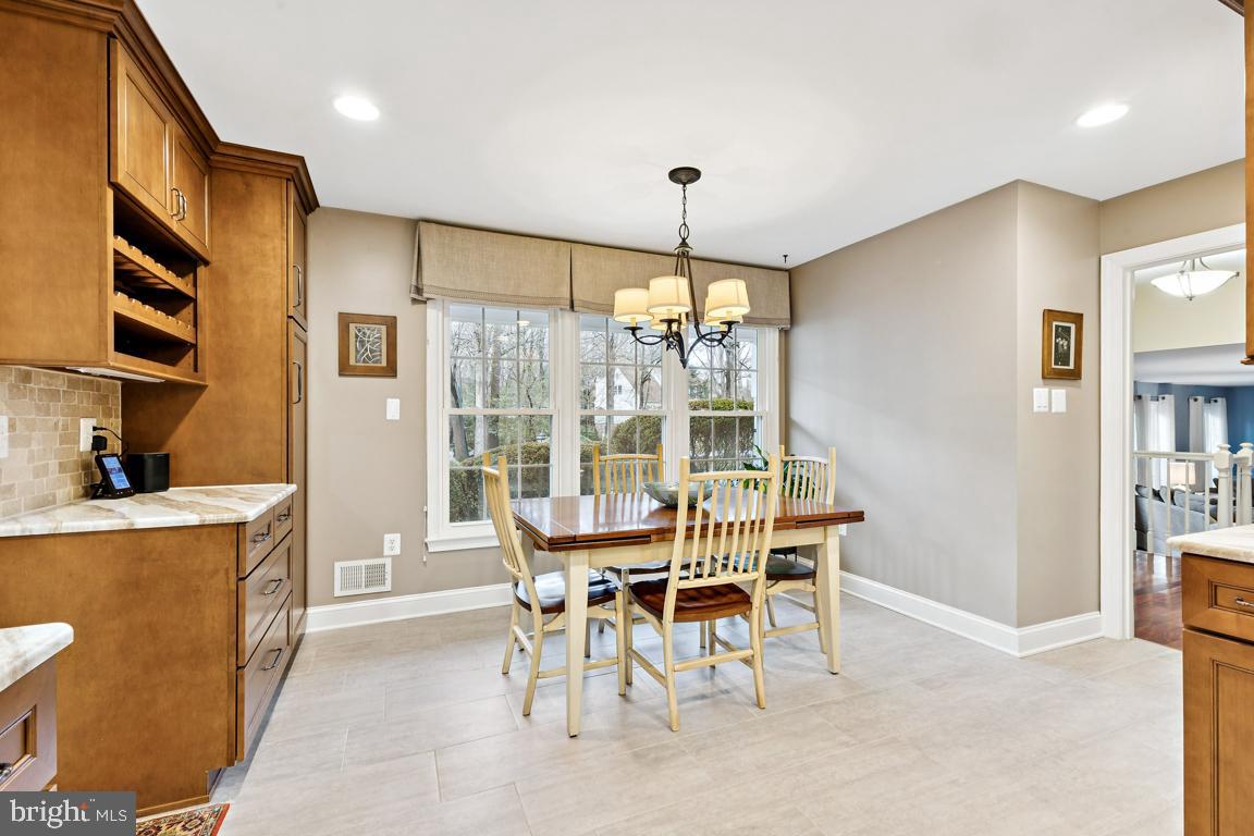 CLARKES LANDING - Residential