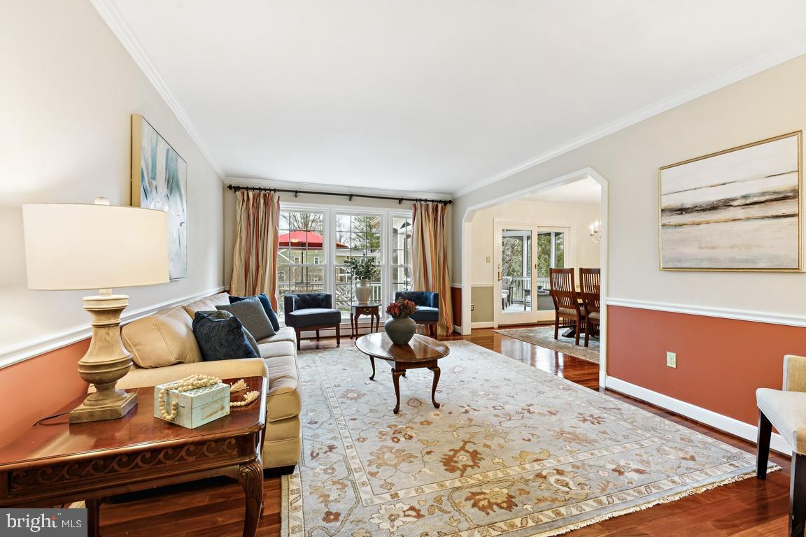 CLARKES LANDING - Residential