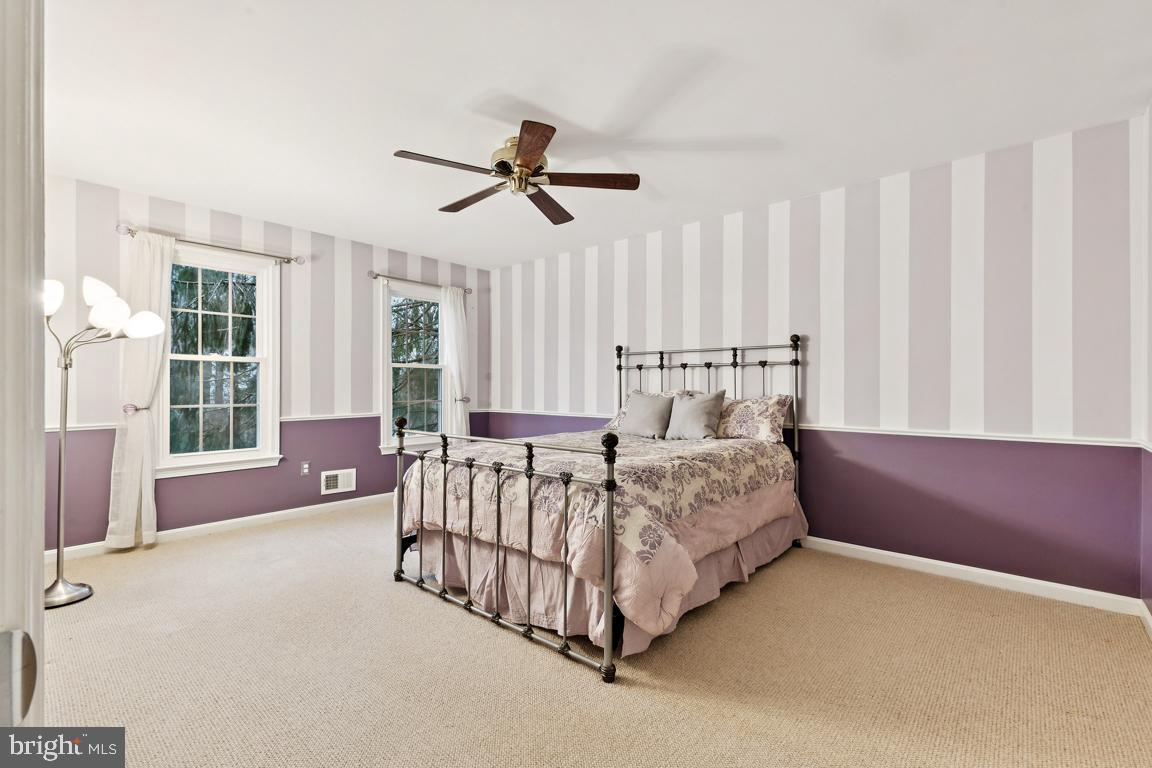 CLARKES LANDING - Residential