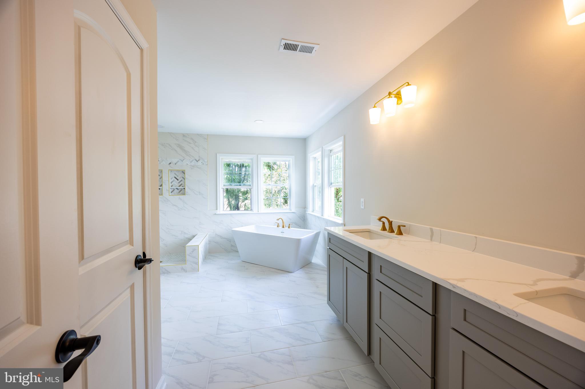 HARLAN RUN - Residential