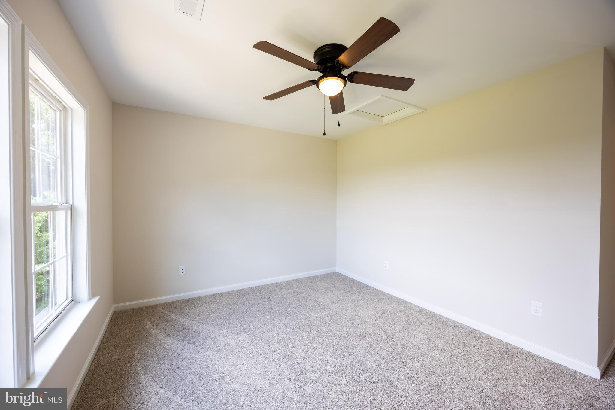 HARLAN RUN - Residential