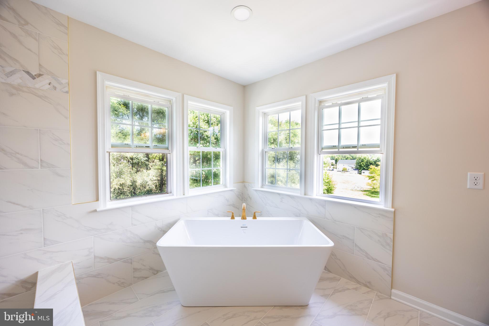 HARLAN RUN - Residential