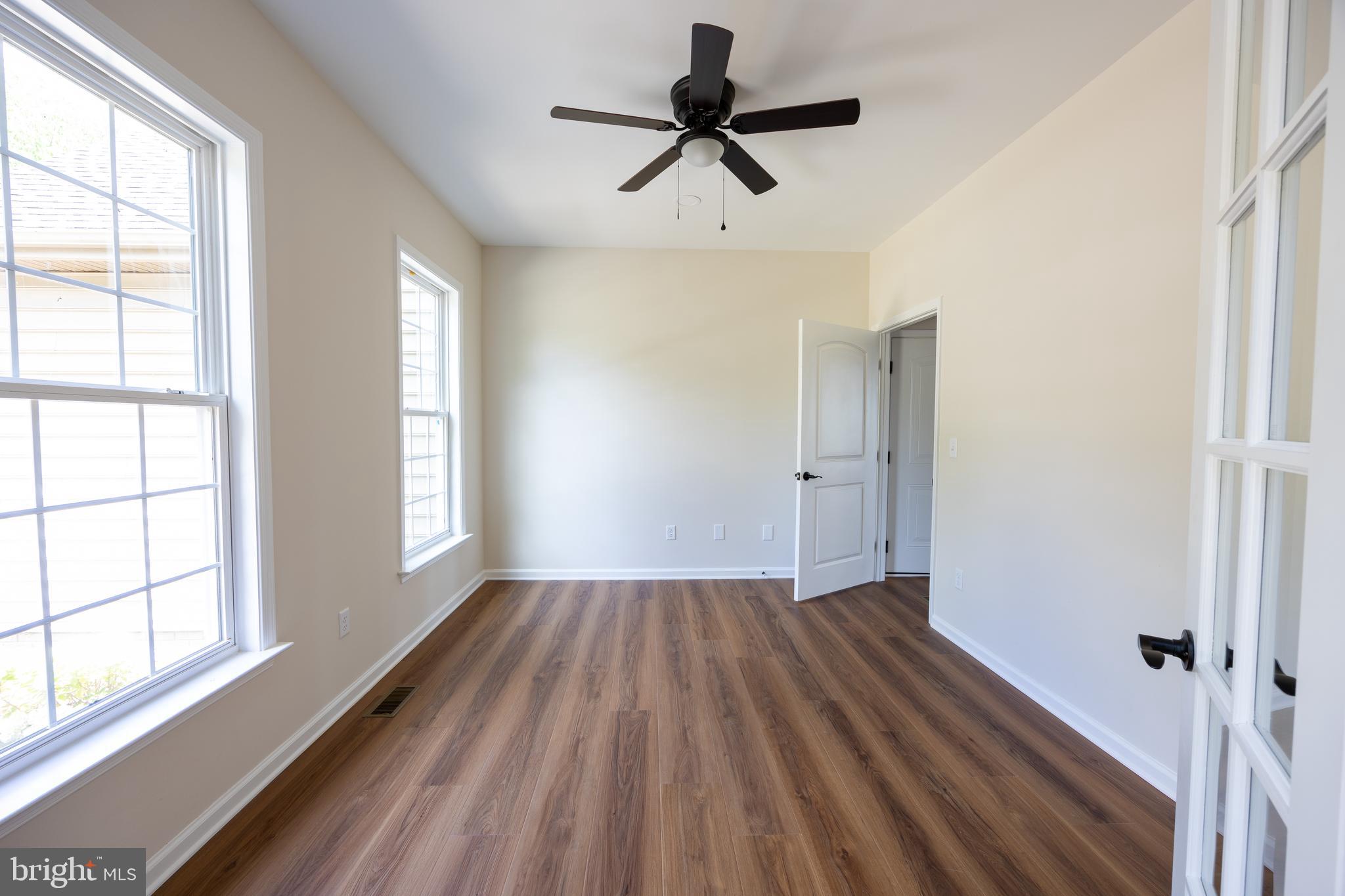 HARLAN RUN - Residential