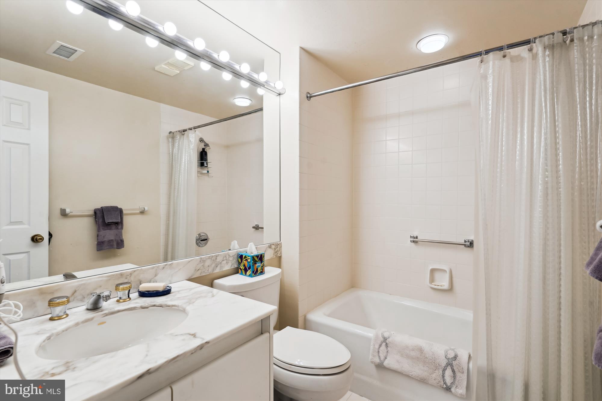 SOMERSET HOUSE 2 - Residential