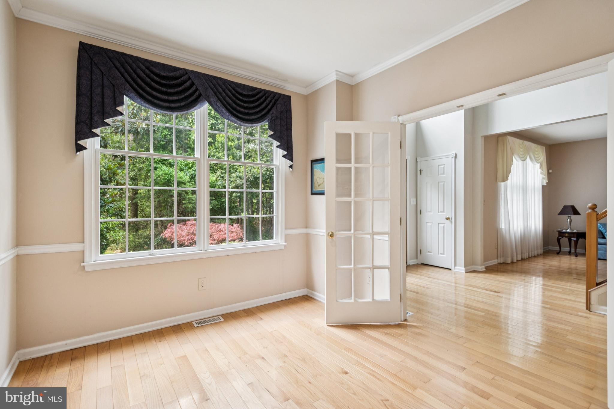 2 TEABERRY COURT