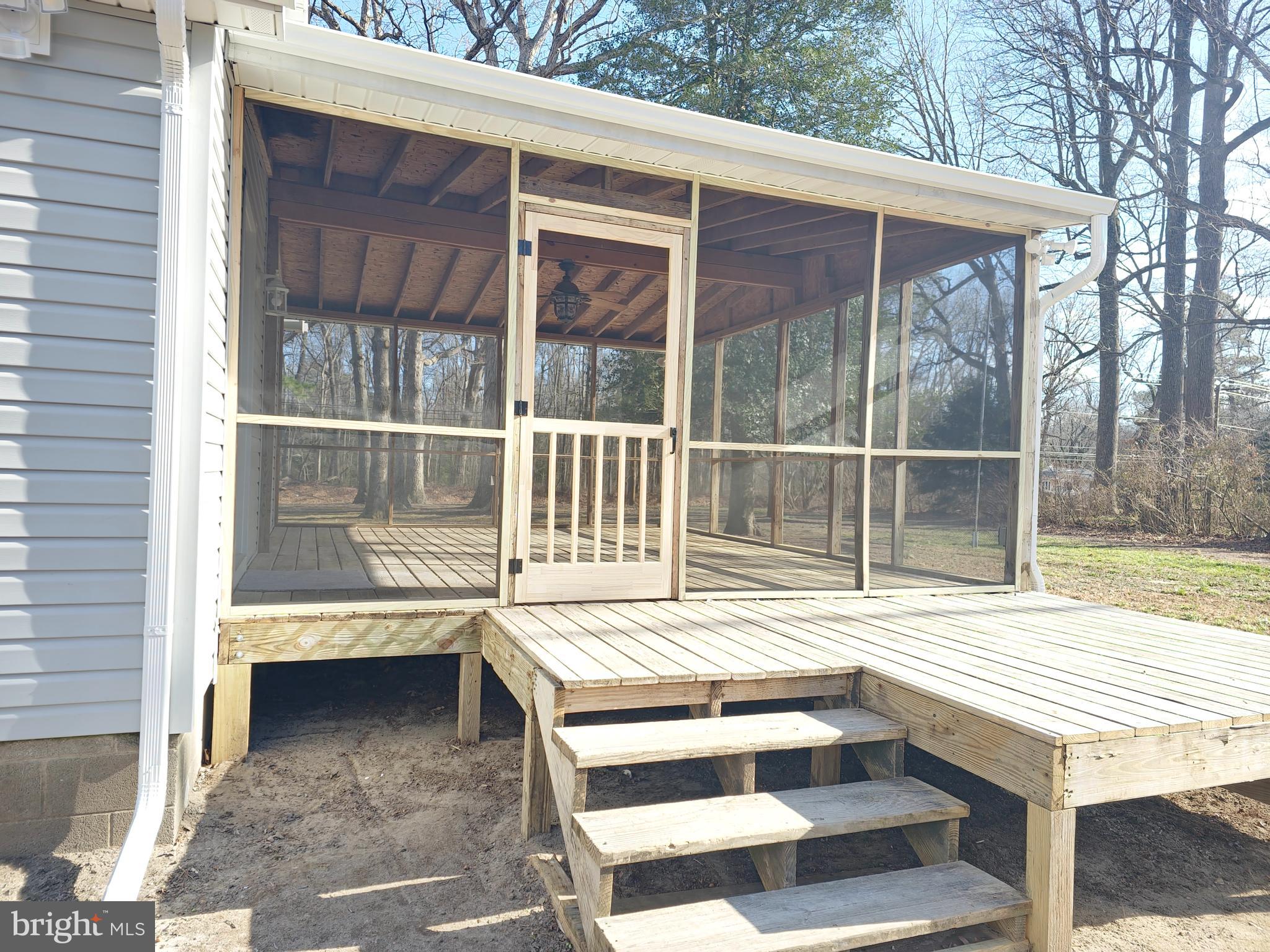 HILLTOP ACRES - Residential