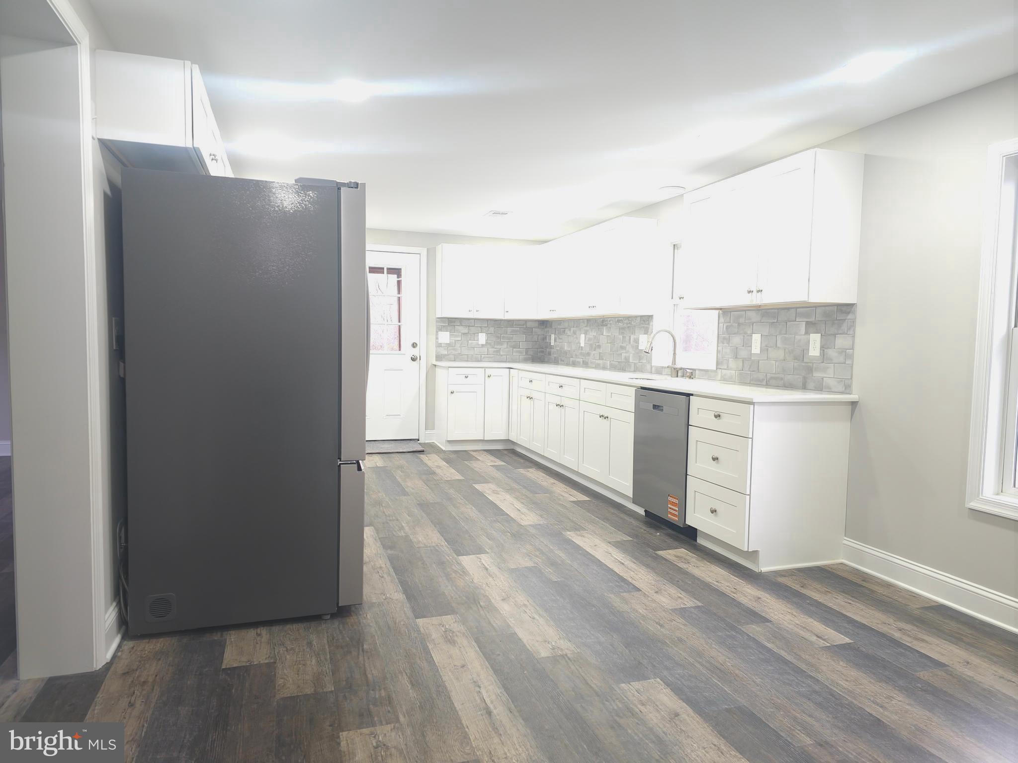 HILLTOP ACRES - Residential