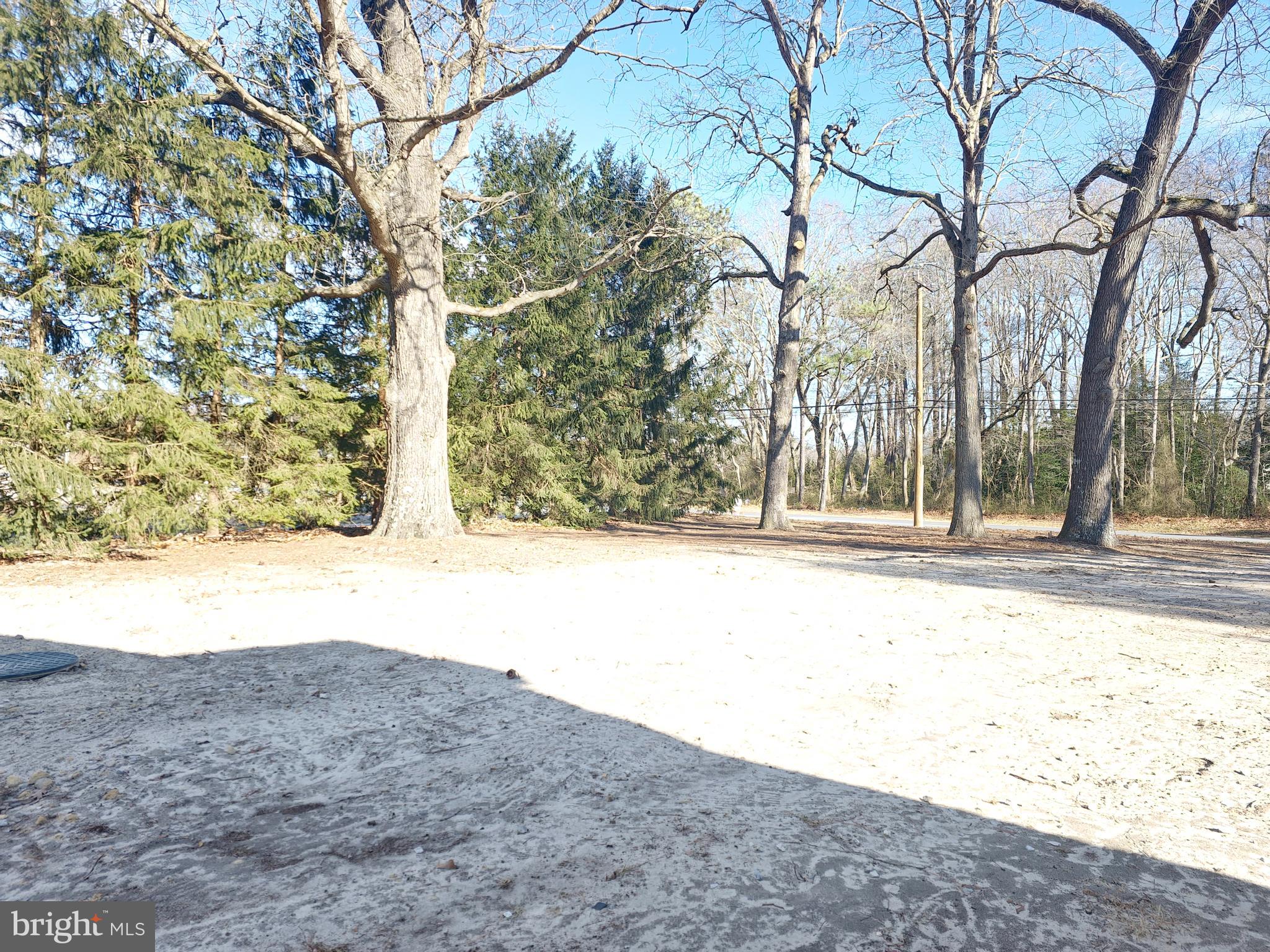 HILLTOP ACRES - Residential