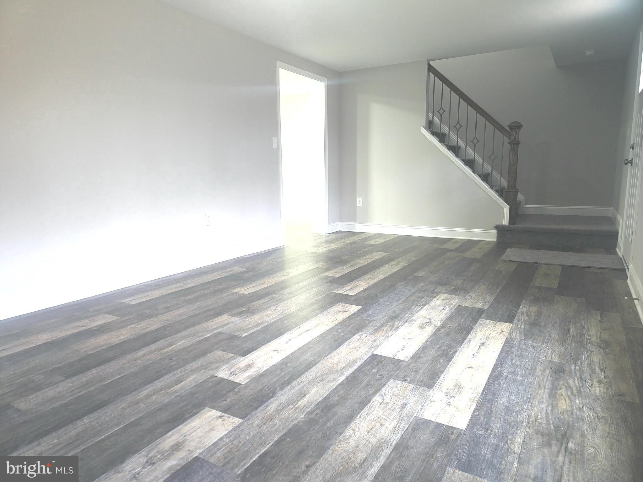 HILLTOP ACRES - Residential