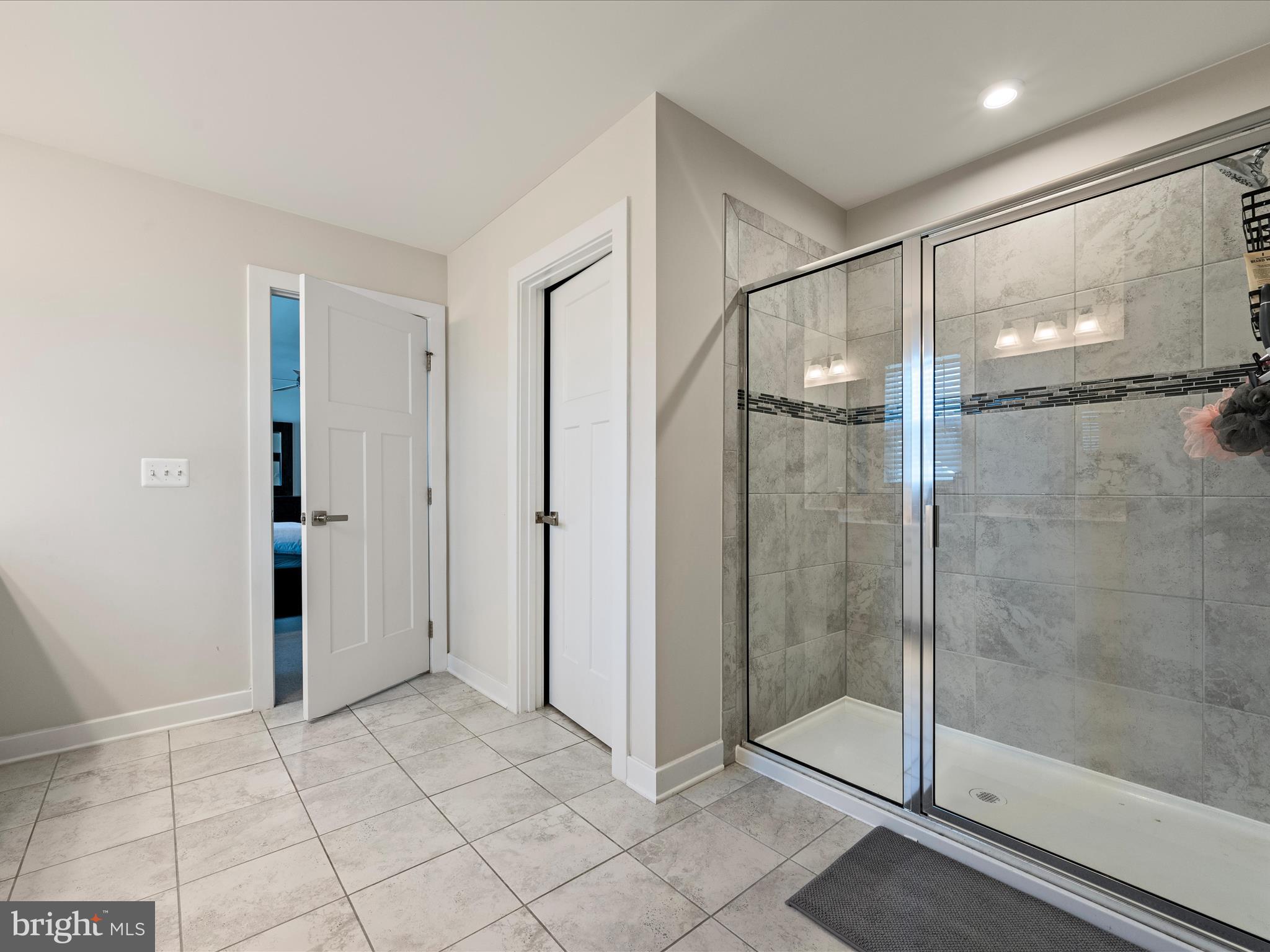 SNOWDEN BRIDGE - Residential