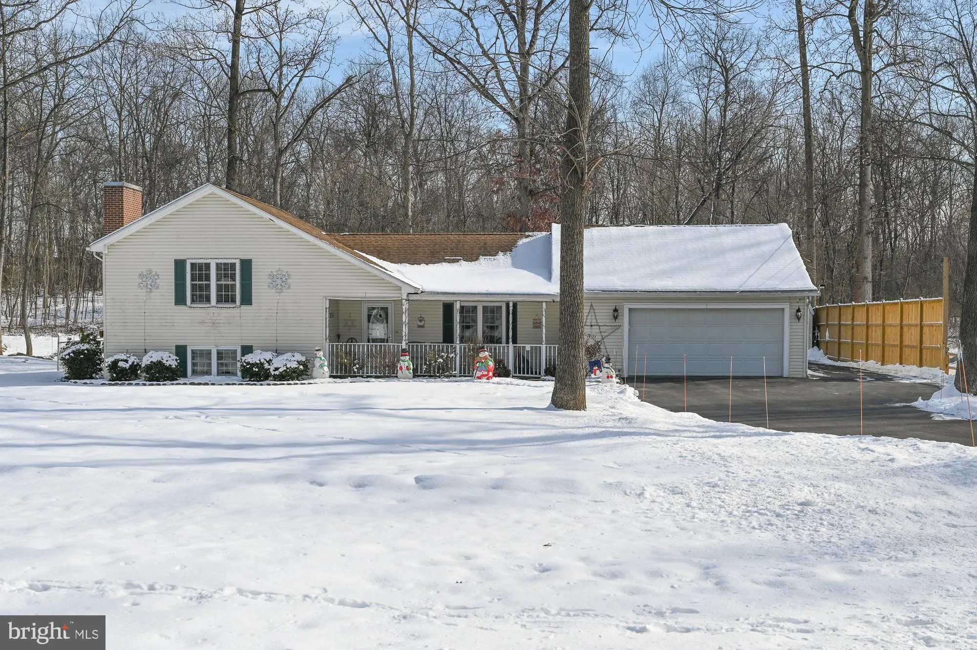 Martinsburg, West Virginia 25401, United States, 4 Bedrooms Bedrooms, ,4 BathroomsBathrooms,Residential,Active,14431