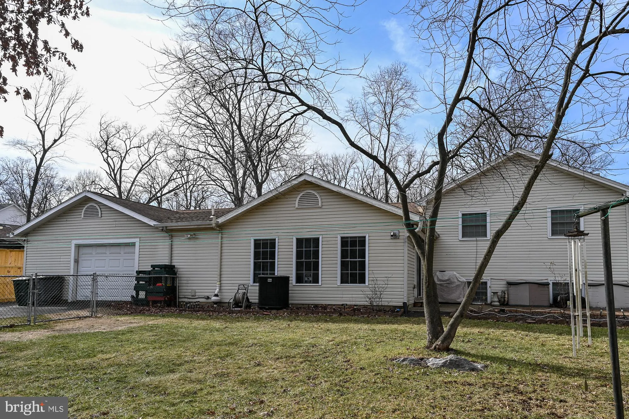 Martinsburg, West Virginia 25401, United States, 4 Bedrooms Bedrooms, ,4 BathroomsBathrooms,Residential,Active,14431