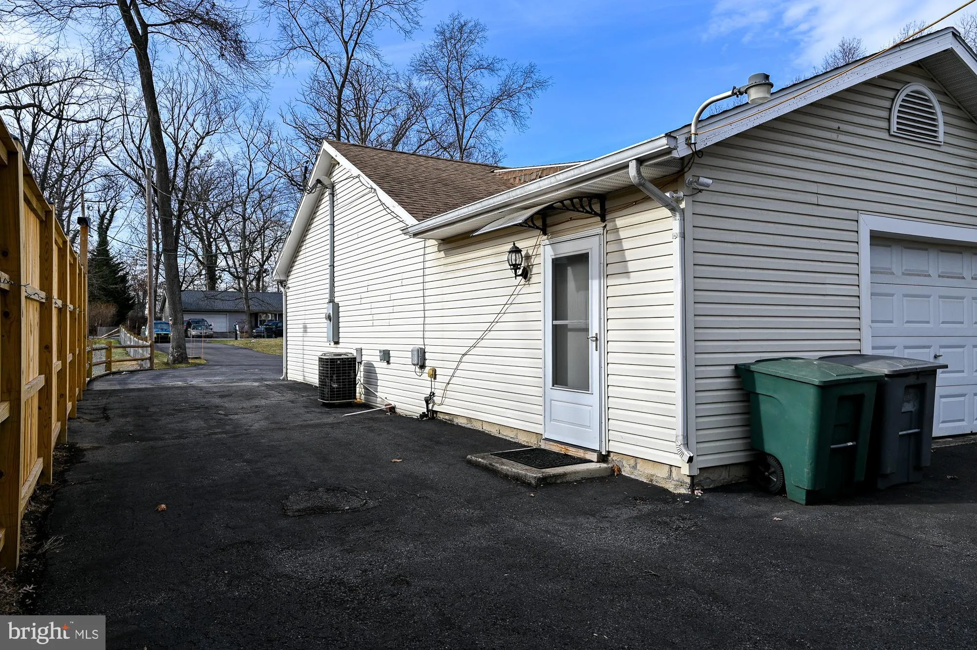 Martinsburg, West Virginia 25401, United States, 4 Bedrooms Bedrooms, ,4 BathroomsBathrooms,Residential,Active,14431