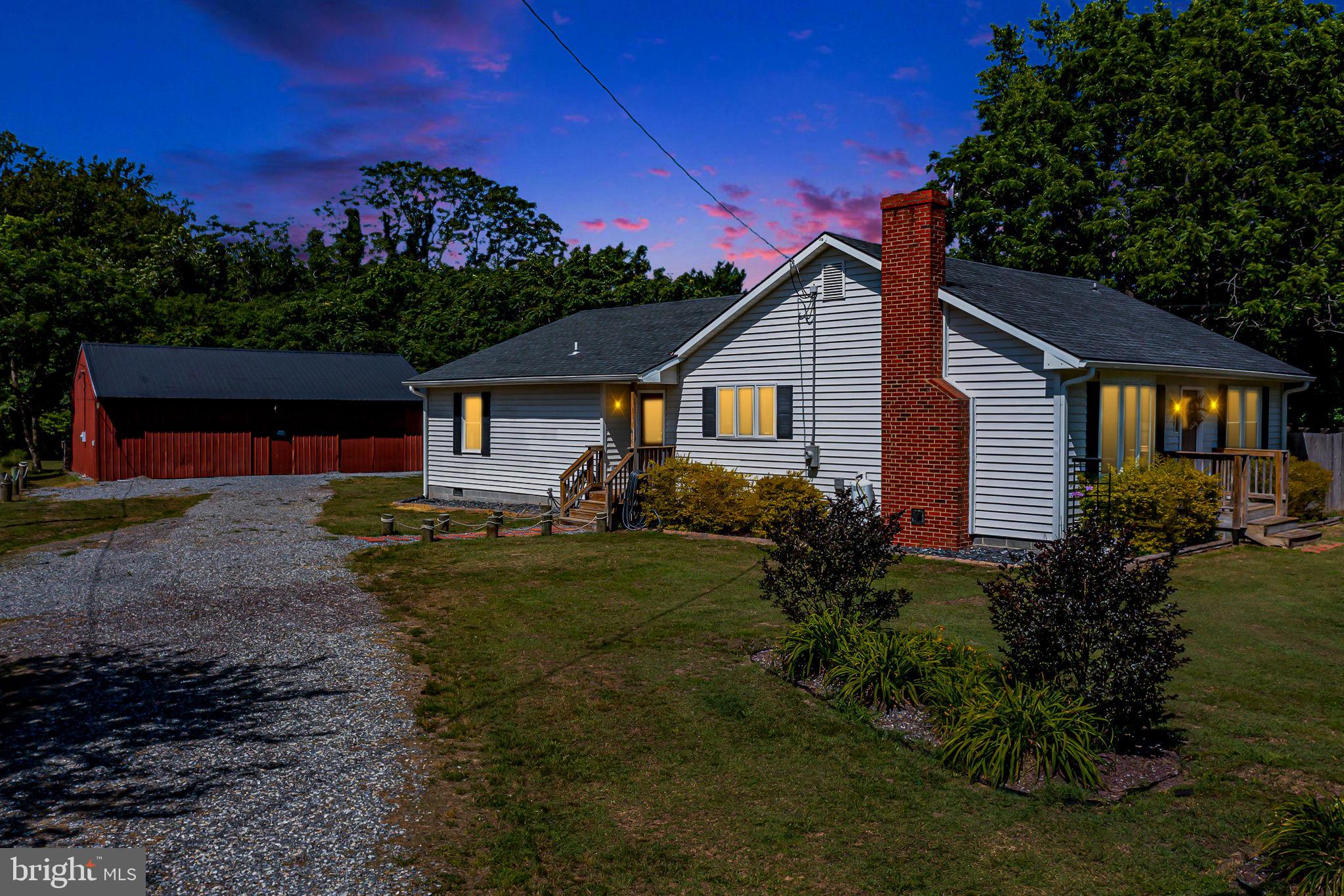 9832 RIVER ROAD