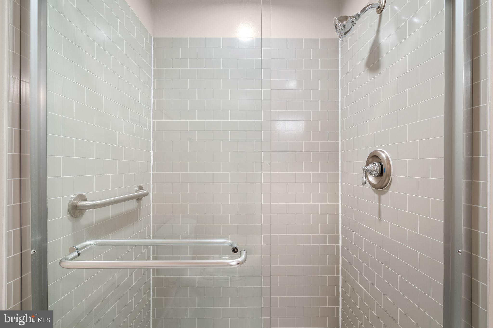 HUTCHINSON COMMONS - Residential