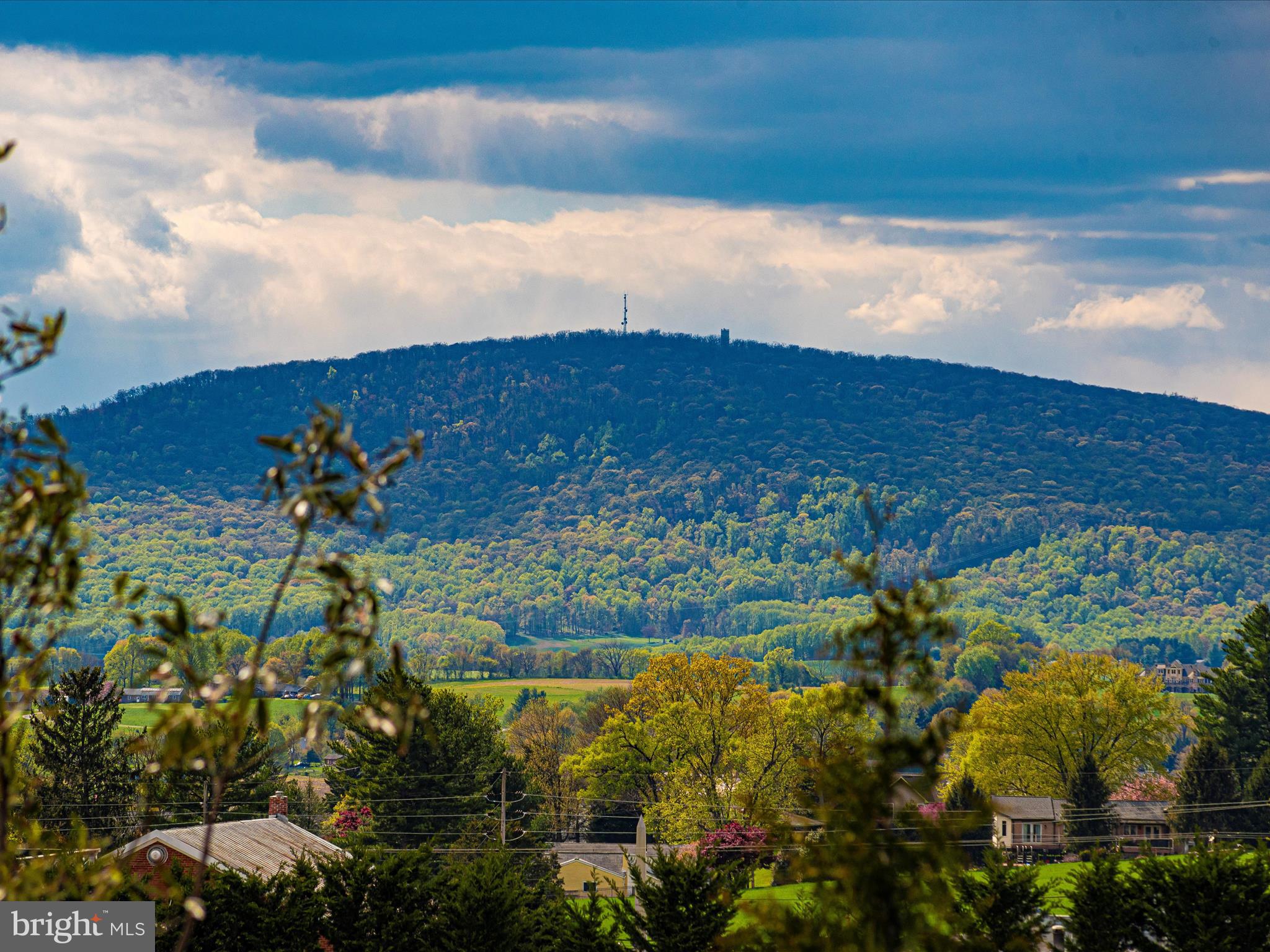 MIDDLETOWN GLEN - Residential