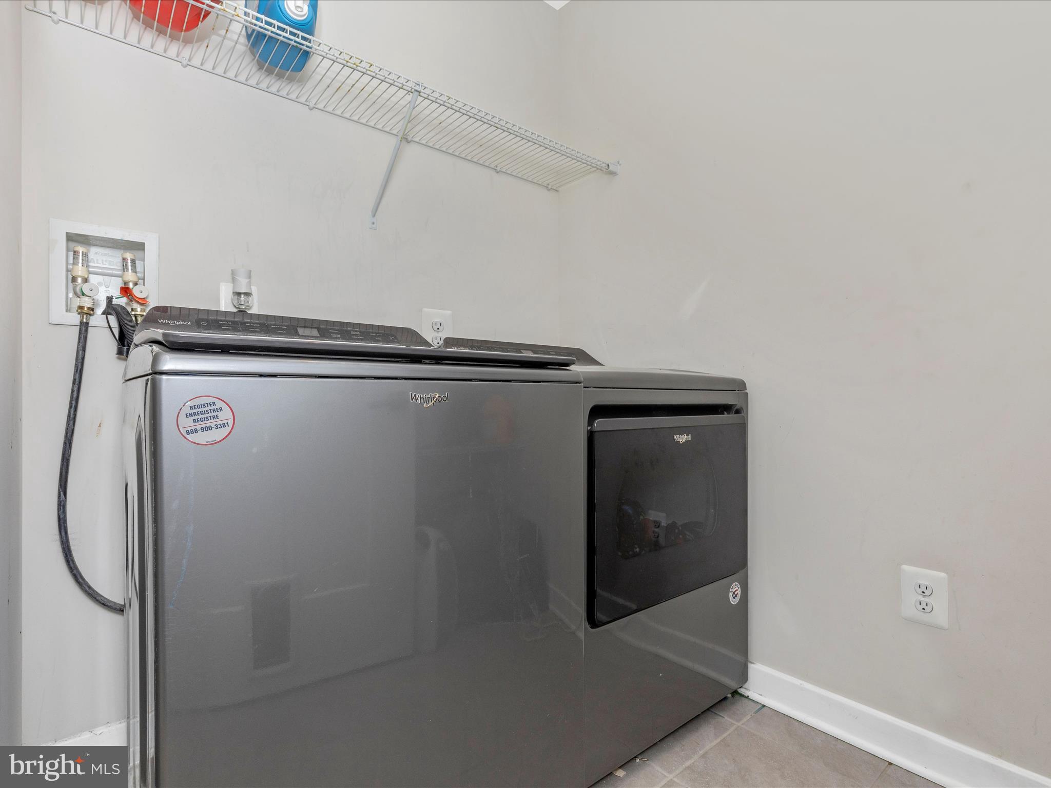 MIDDLETOWN GLEN - Residential