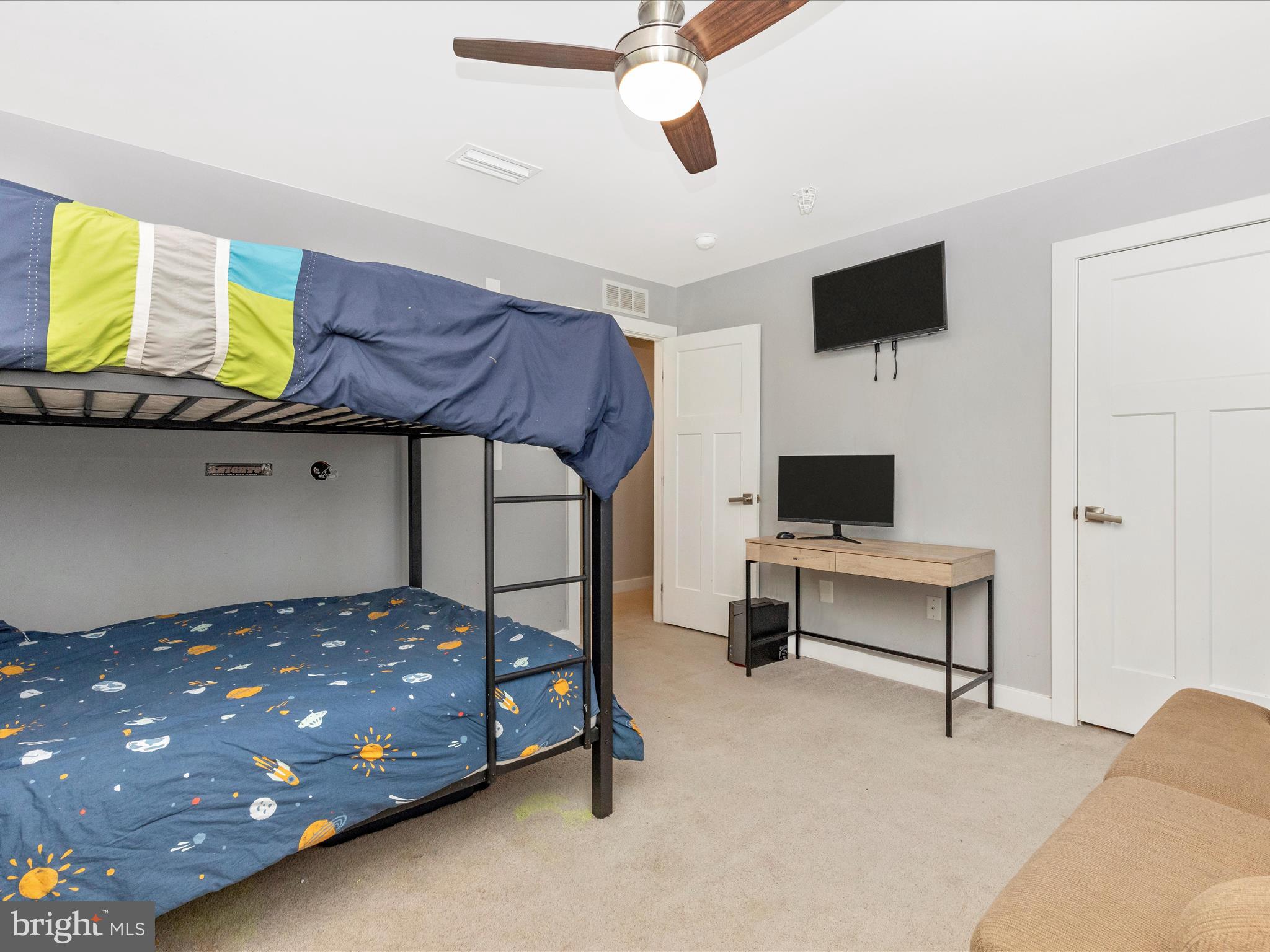 MIDDLETOWN GLEN - Residential