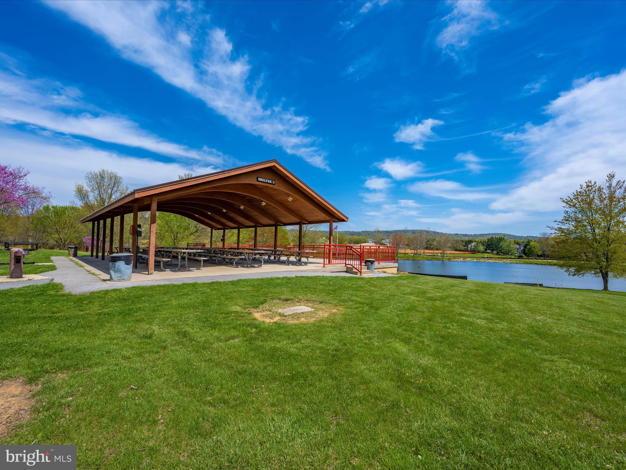 MIDDLETOWN GLEN - Residential