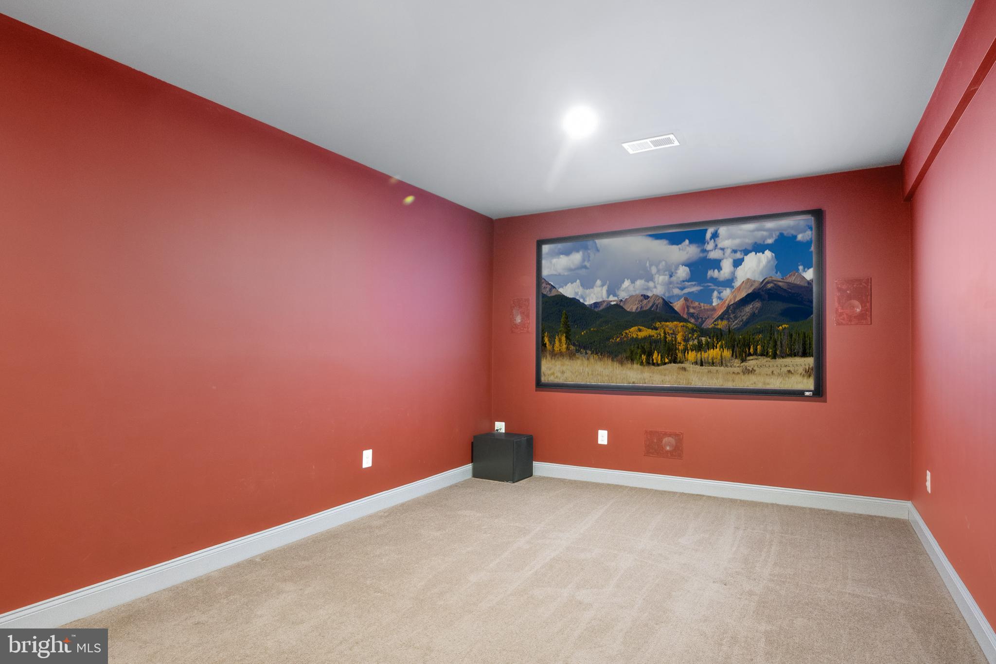 LOUDOUN VALLEY ESTATES 2 - Residential