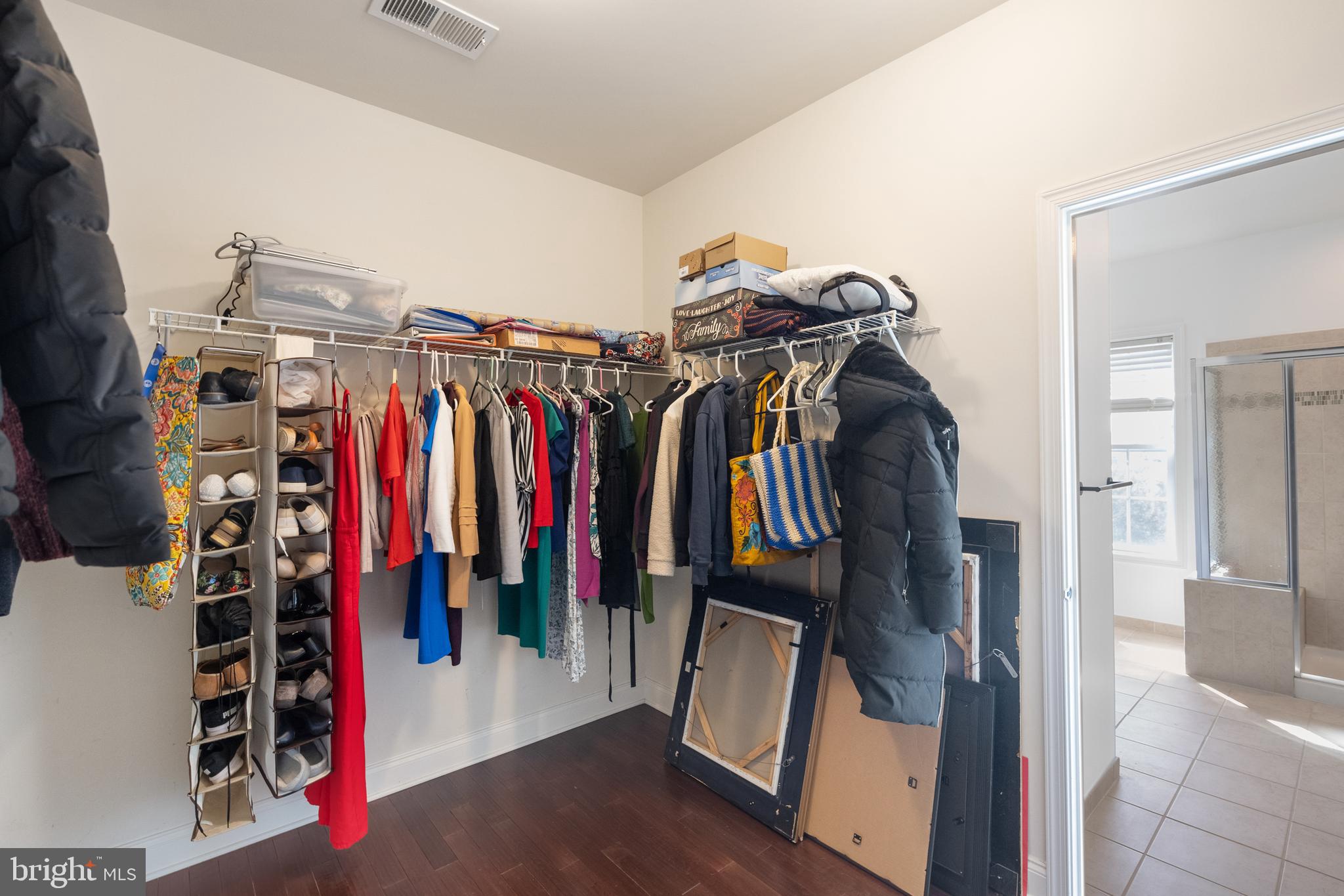 LOUDOUN VALLEY ESTATES 2 - Residential