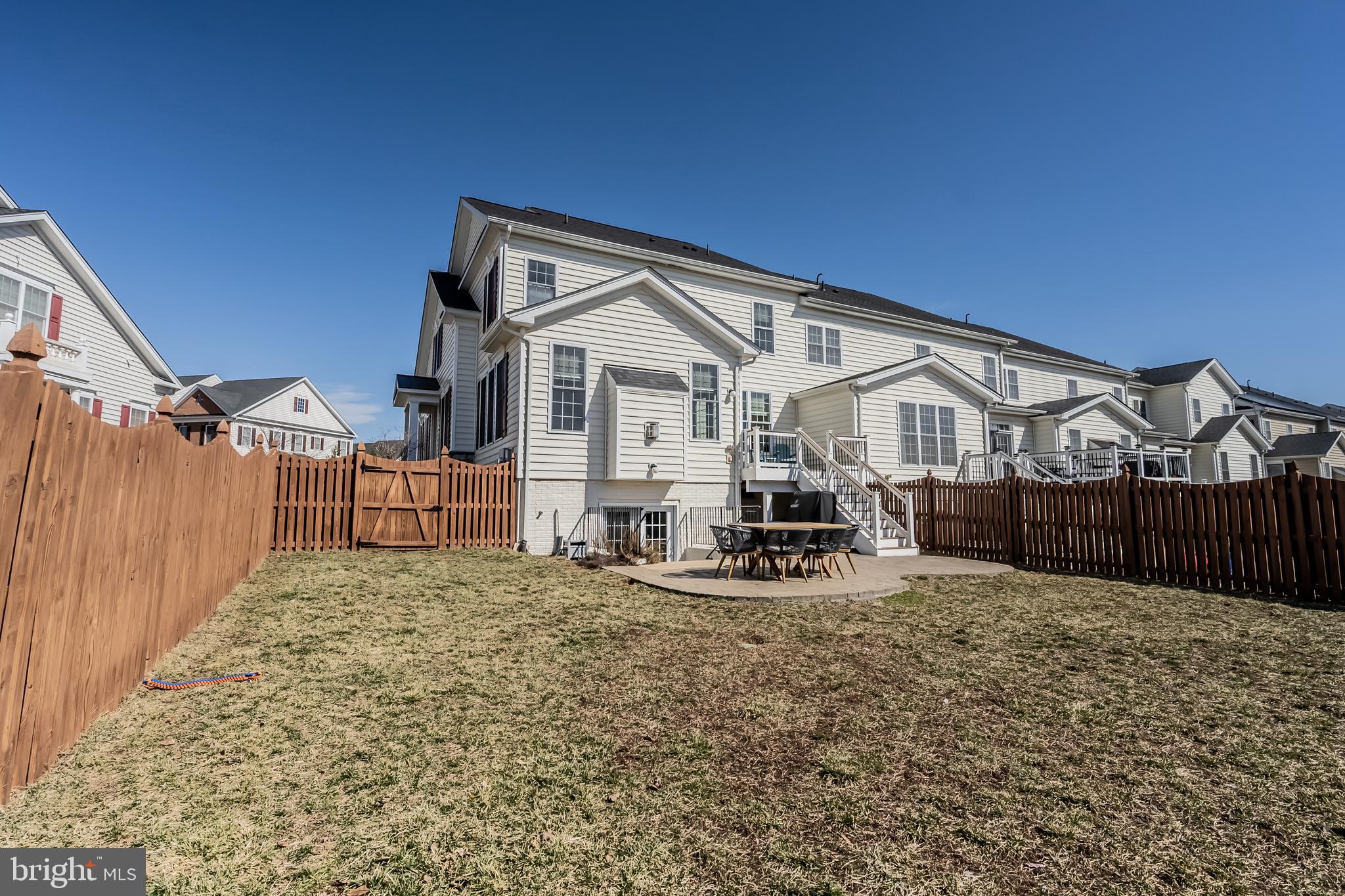 LOUDOUN VALLEY ESTATES 2 - Residential