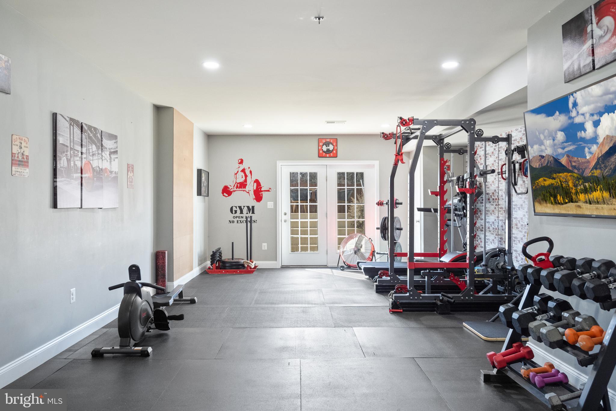 LOUDOUN VALLEY ESTATES 2 - Residential