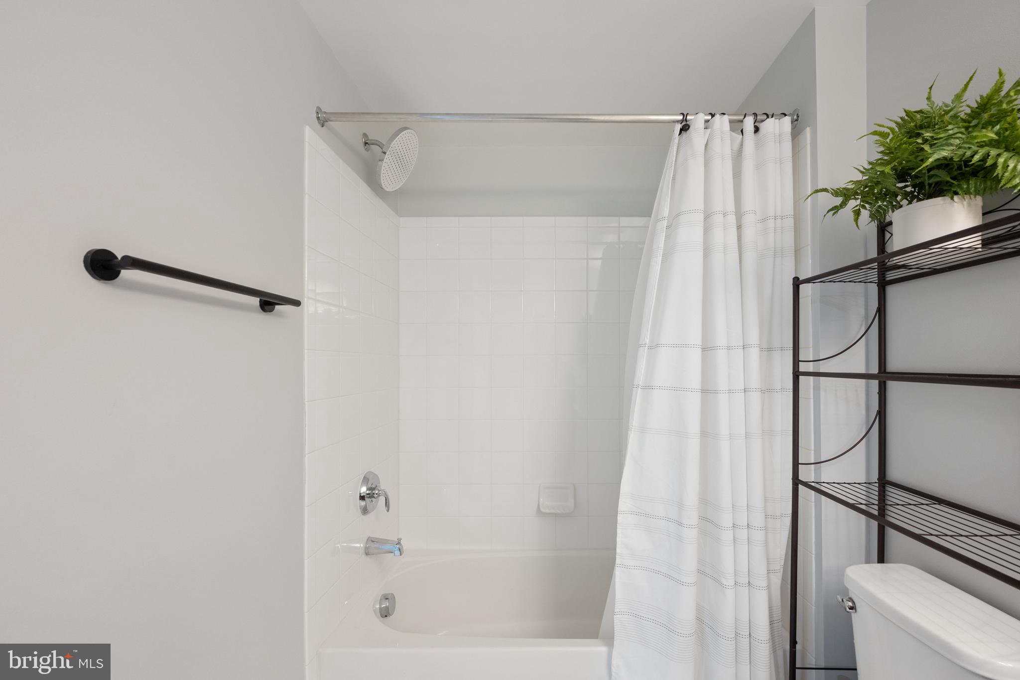 LOUDOUN VALLEY ESTATES 2 - Residential