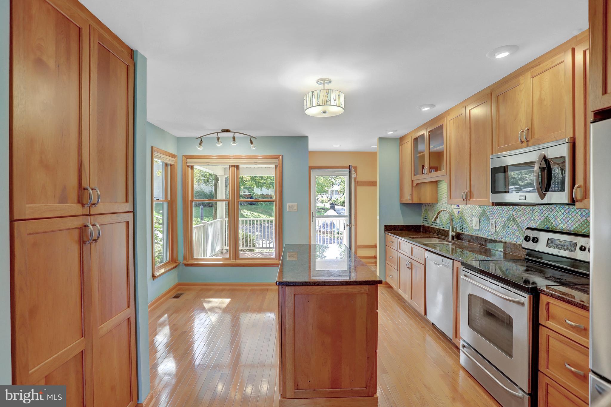 LIBERTY VILLAGE - Residential