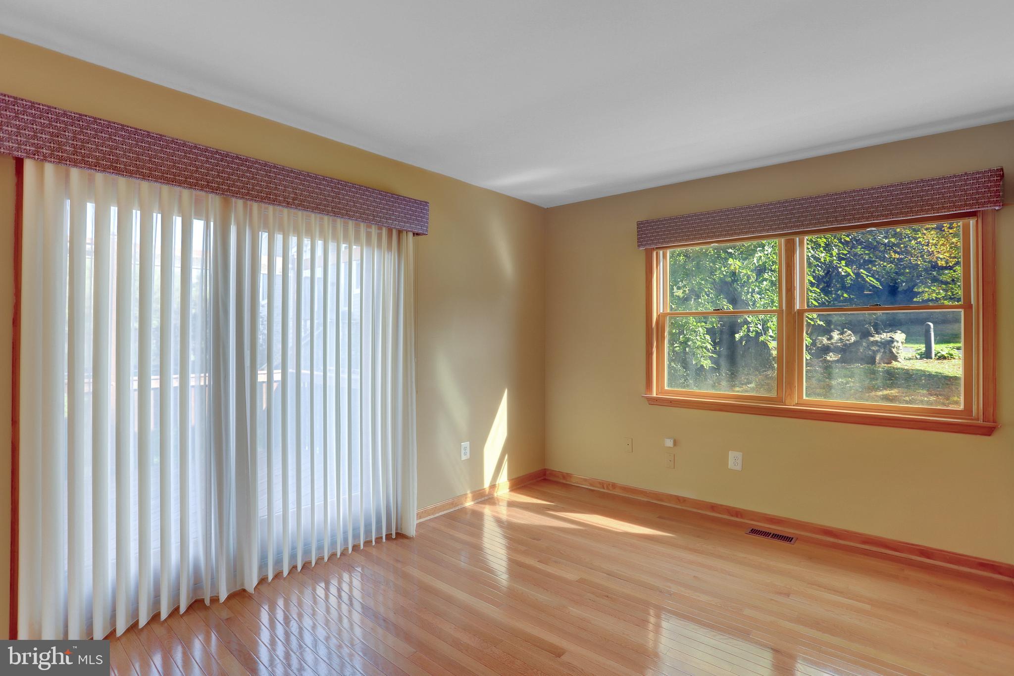 LIBERTY VILLAGE - Residential