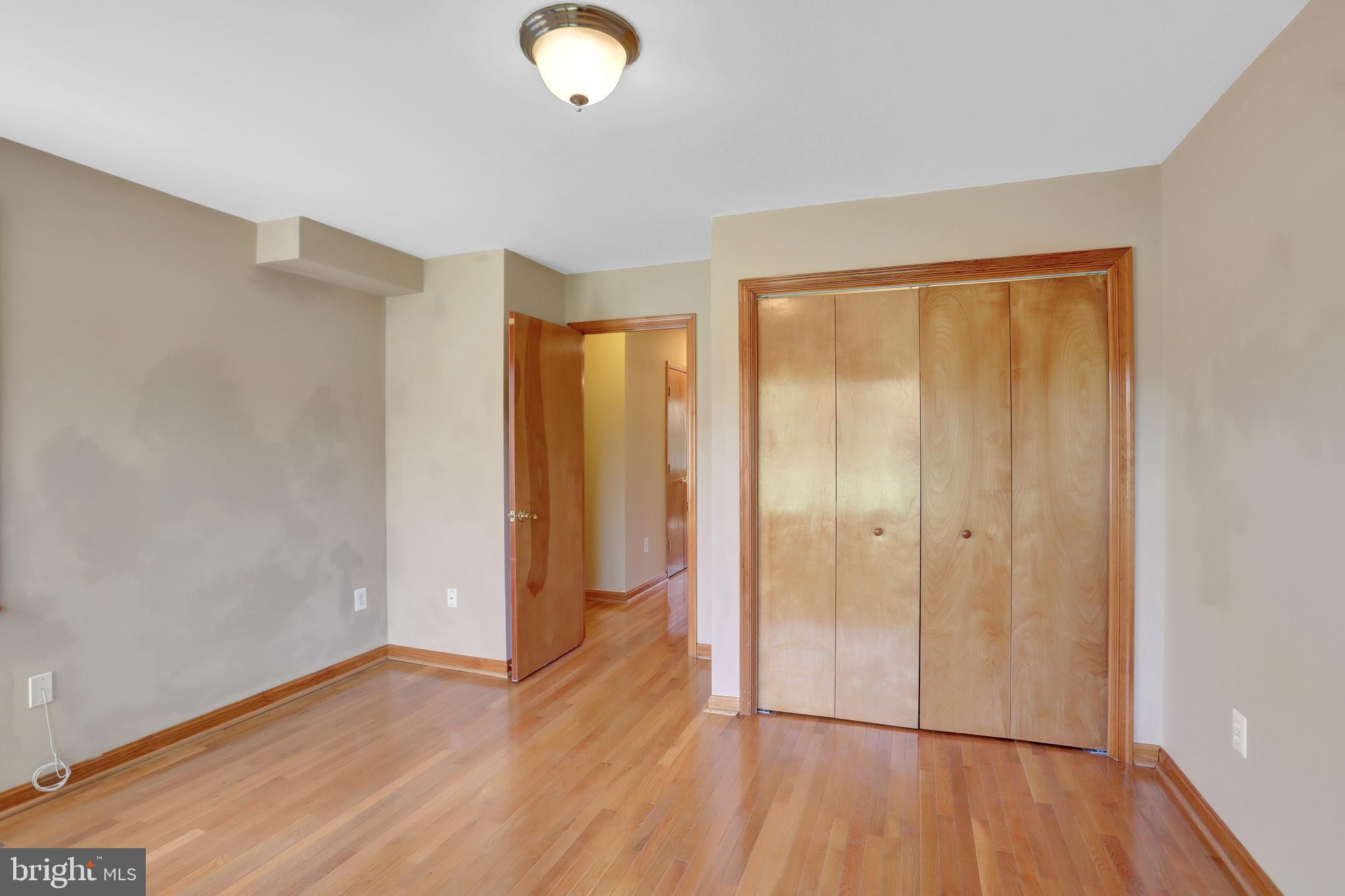 LIBERTY VILLAGE - Residential