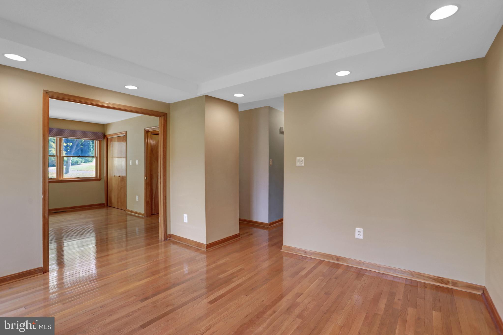 LIBERTY VILLAGE - Residential