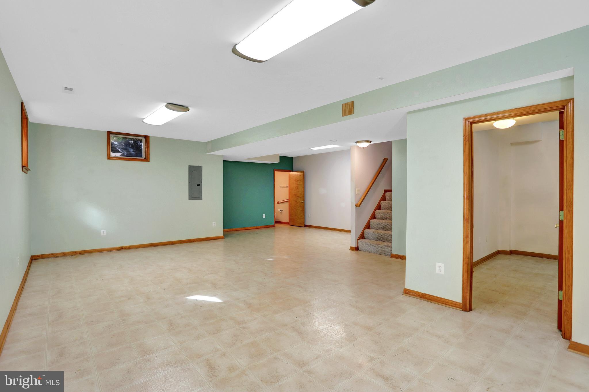 LIBERTY VILLAGE - Residential