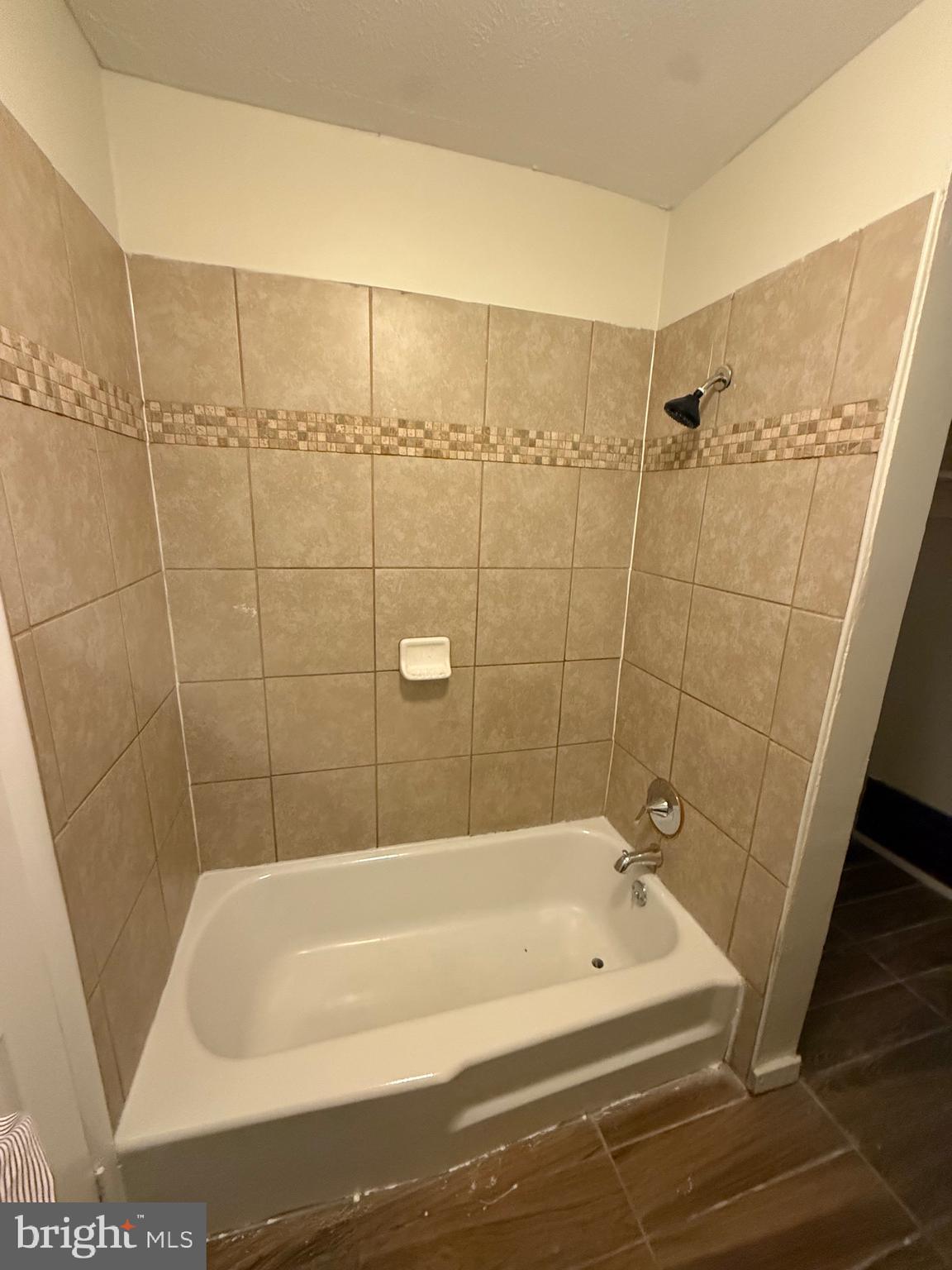 MADISON TERRACE - Residential Lease