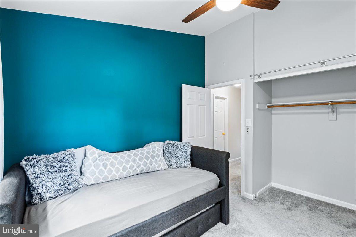 MONTCLAIR ST4 - Residential