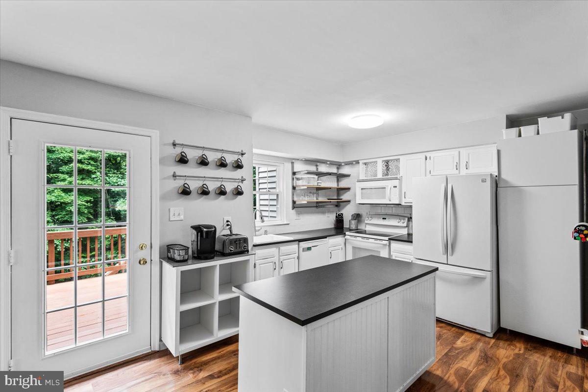 MONTCLAIR ST4 - Residential