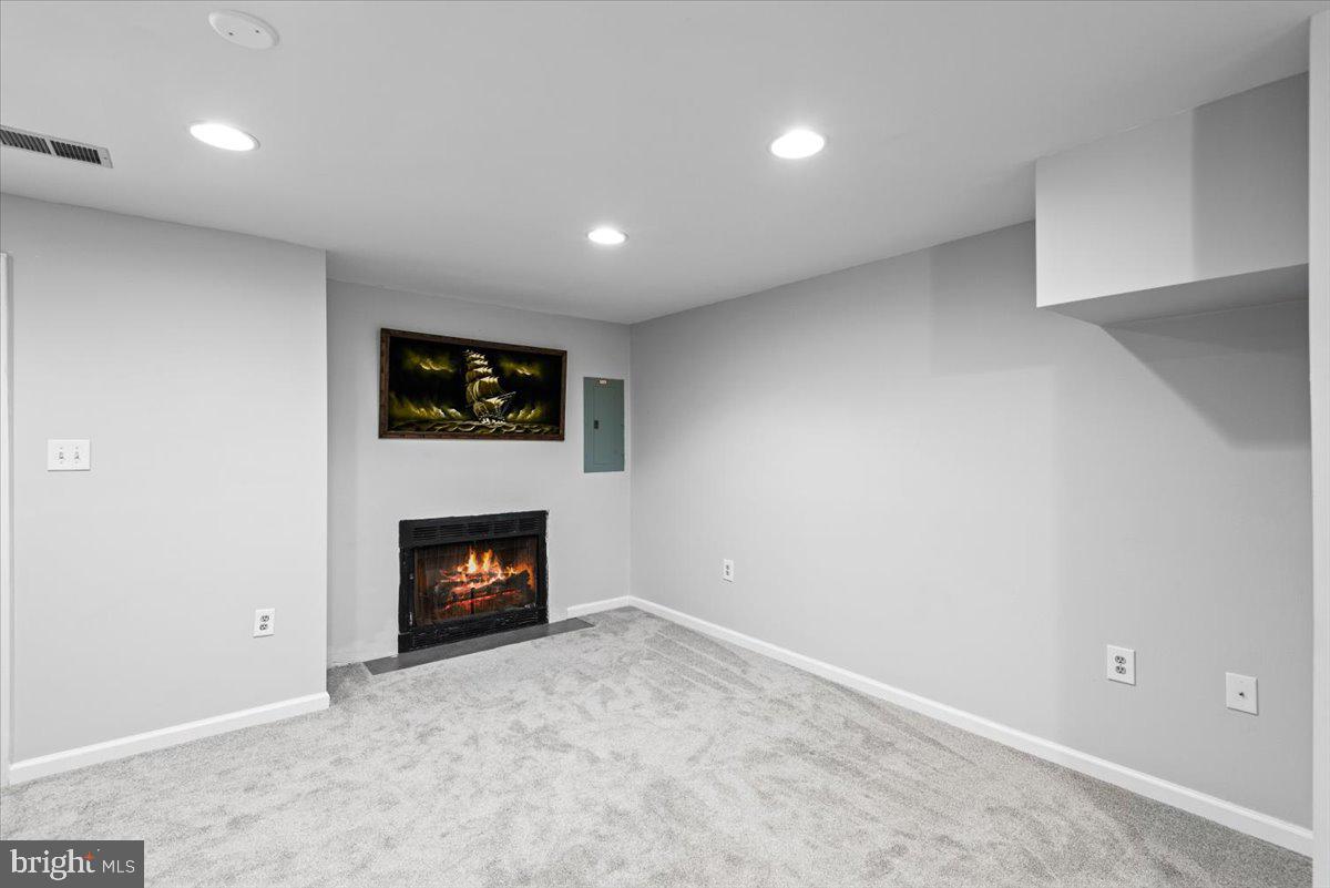 MONTCLAIR ST4 - Residential