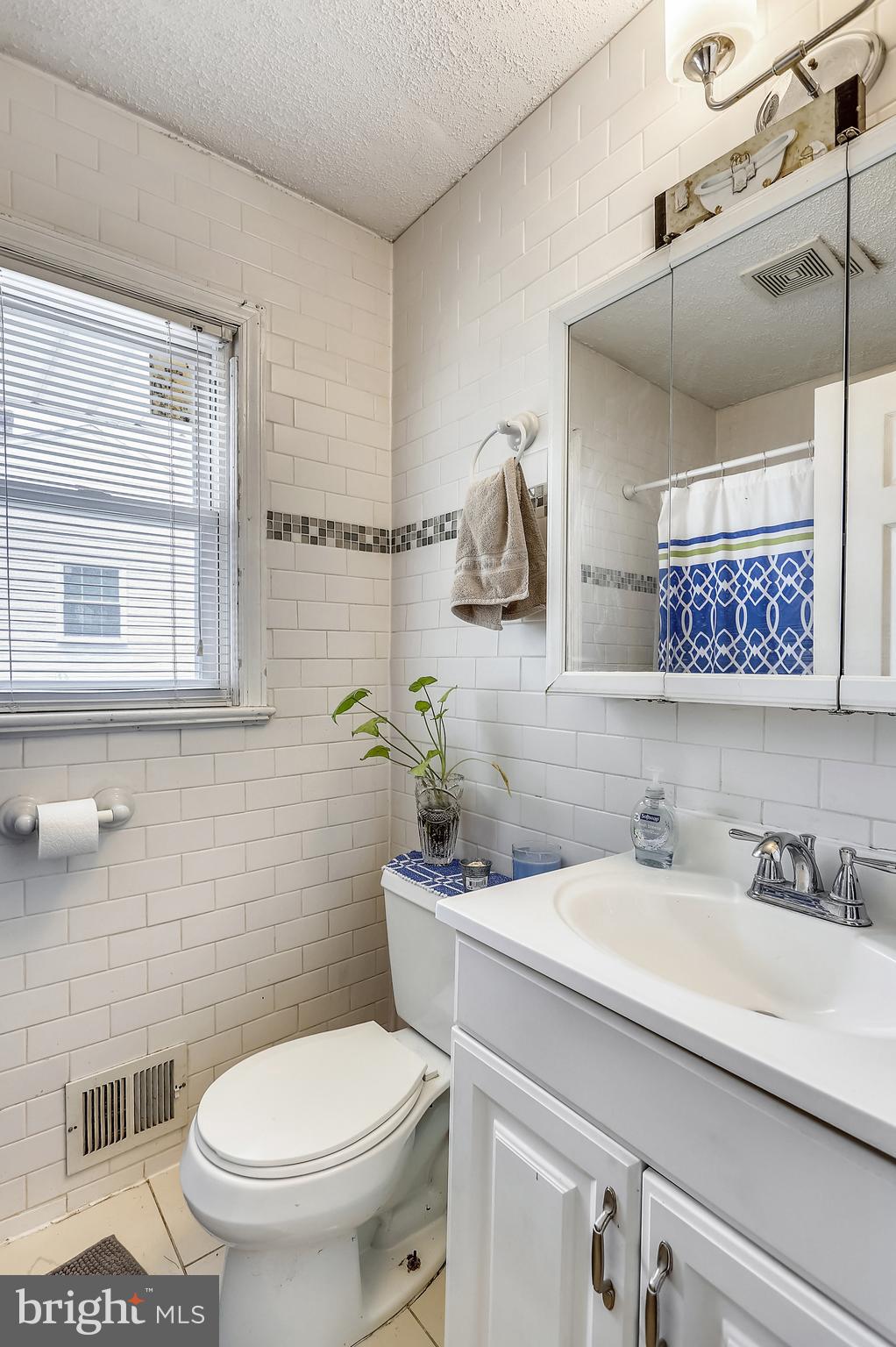 NEW CARROLLTON - Residential